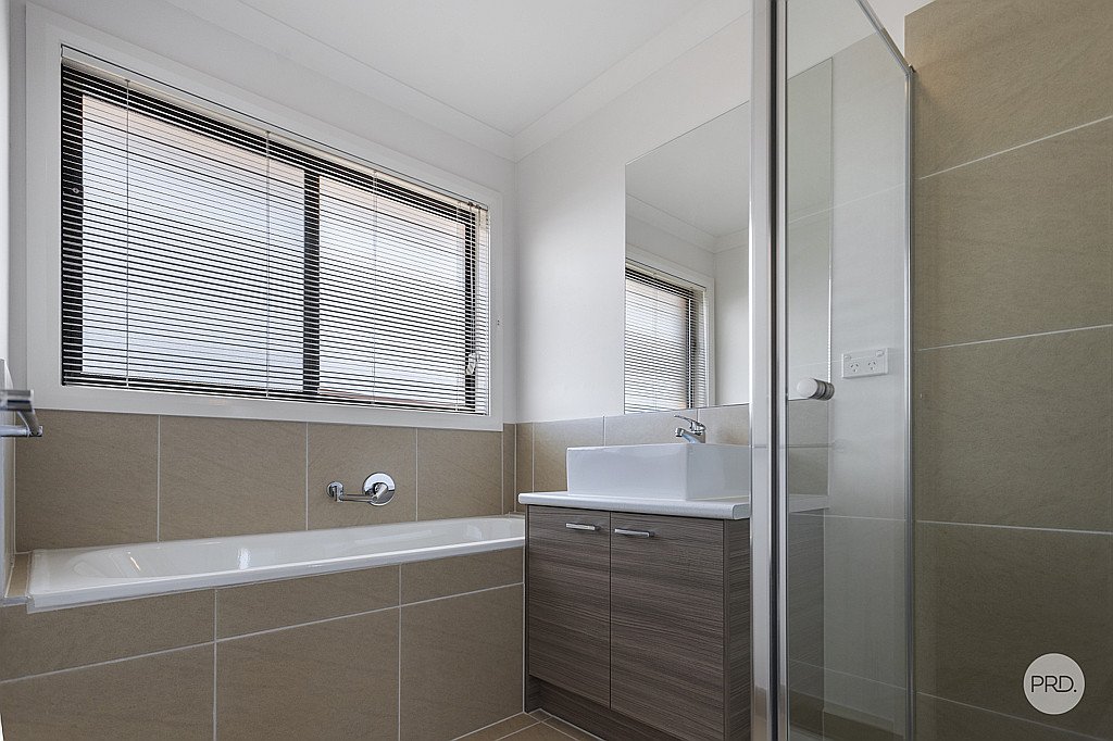 33 Hyatt Road HUNTLY 9