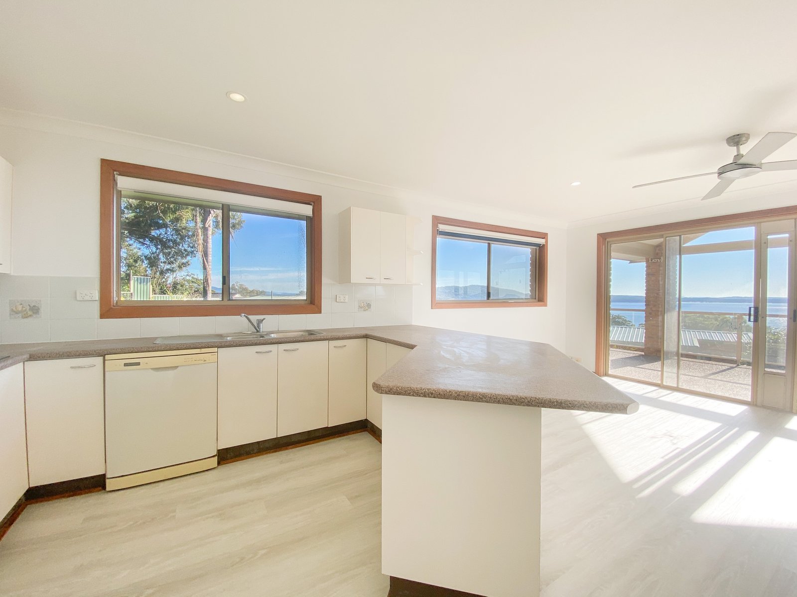 33 Irene Crescent SOLDIERS POINT 12