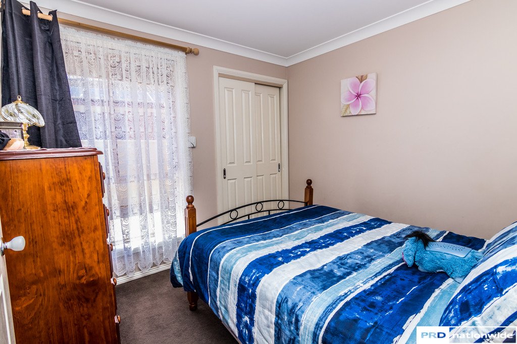 33 Janelle Street TAMWORTH 16