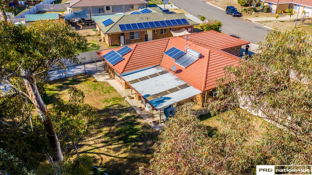 33 Janelle Street TAMWORTH 23