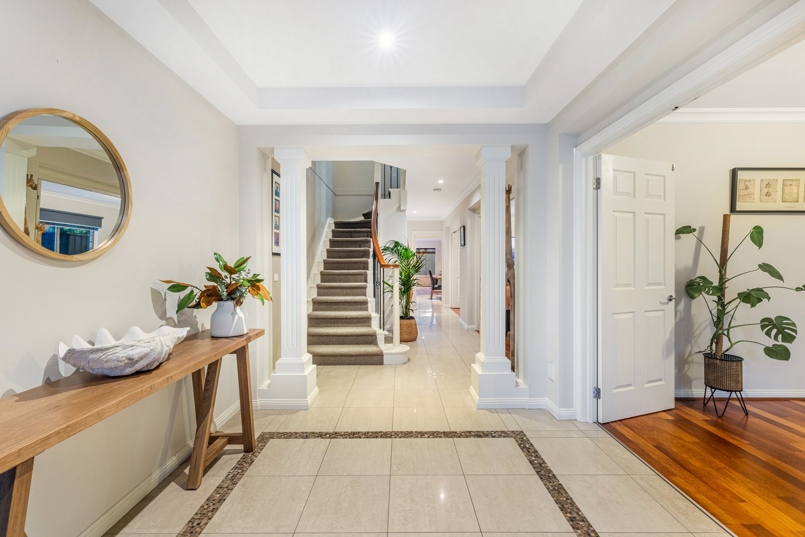 Gallery: 33 Jolimont Place