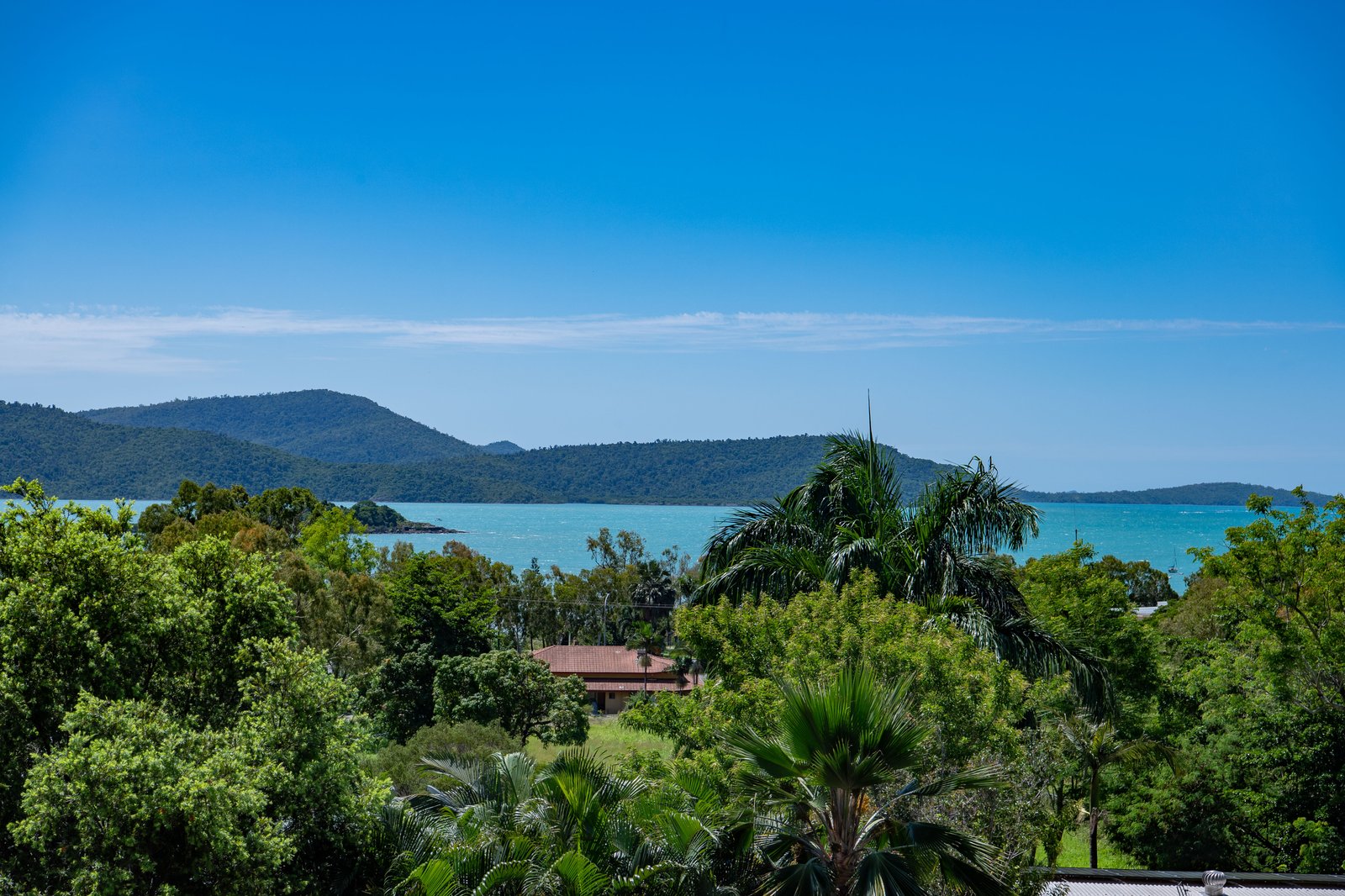 33 Jones Road CANNONVALE 3