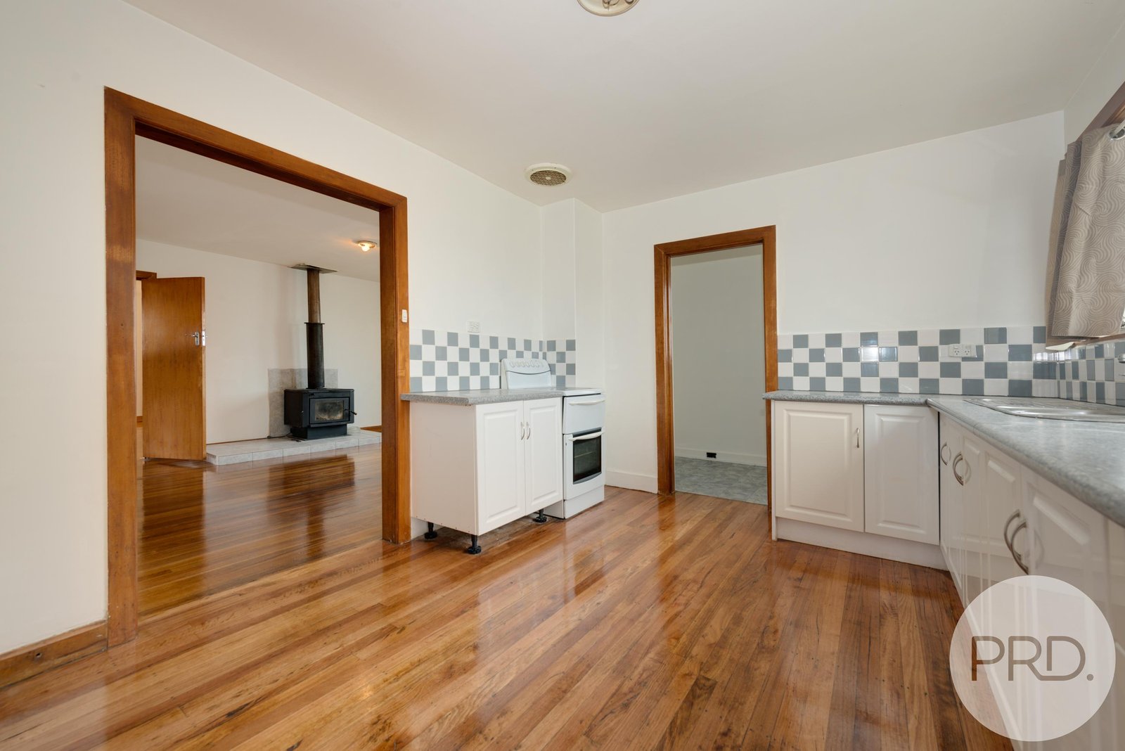 33 Jubilee Avenue BRIGHTON 5