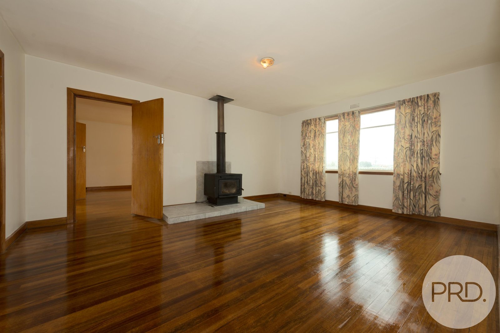 33 Jubilee Avenue BRIGHTON 2