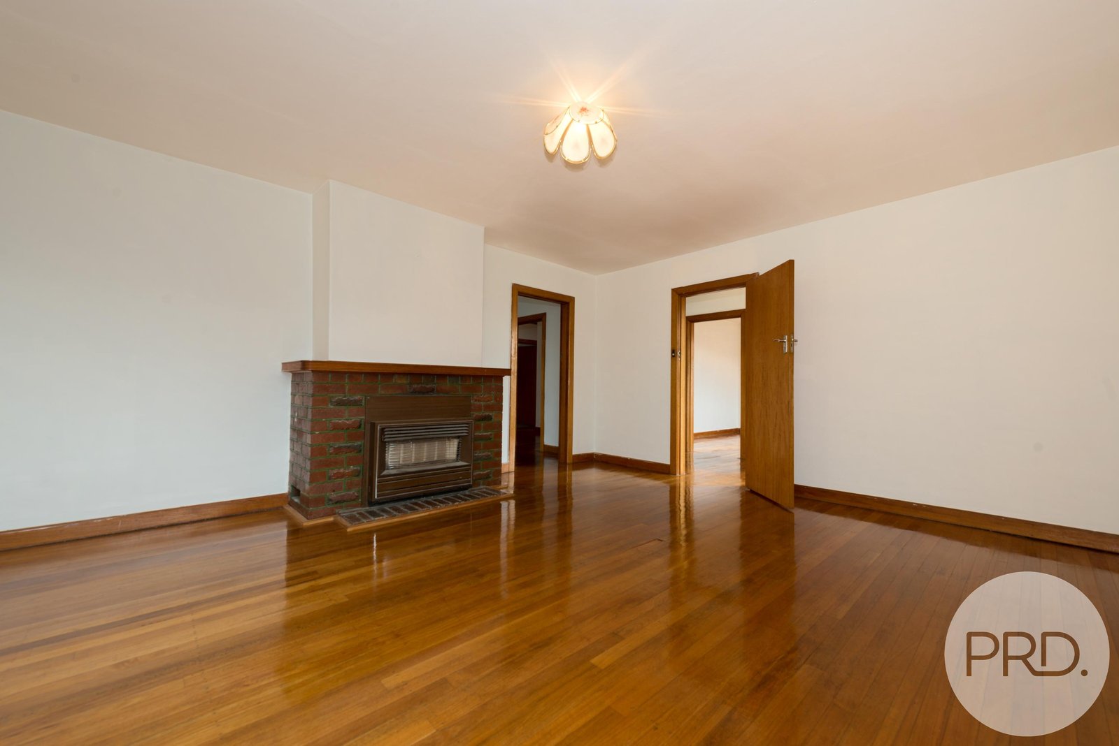 33 Jubilee Avenue BRIGHTON 4