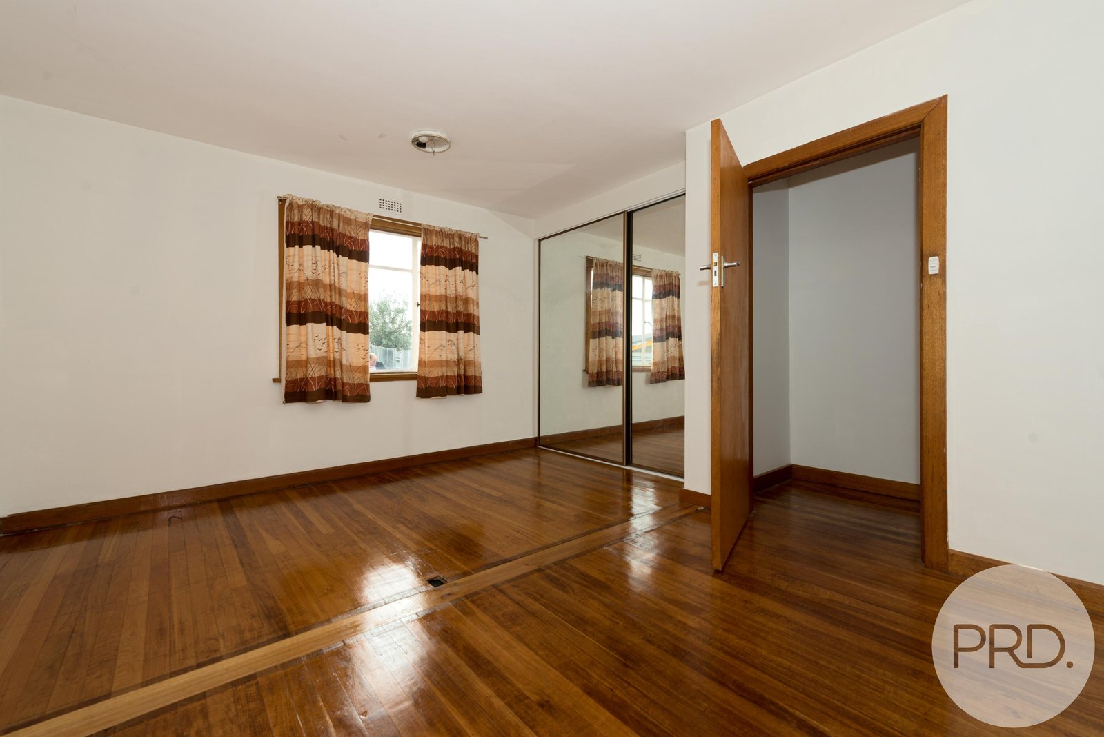 33 Jubilee Avenue BRIGHTON 8