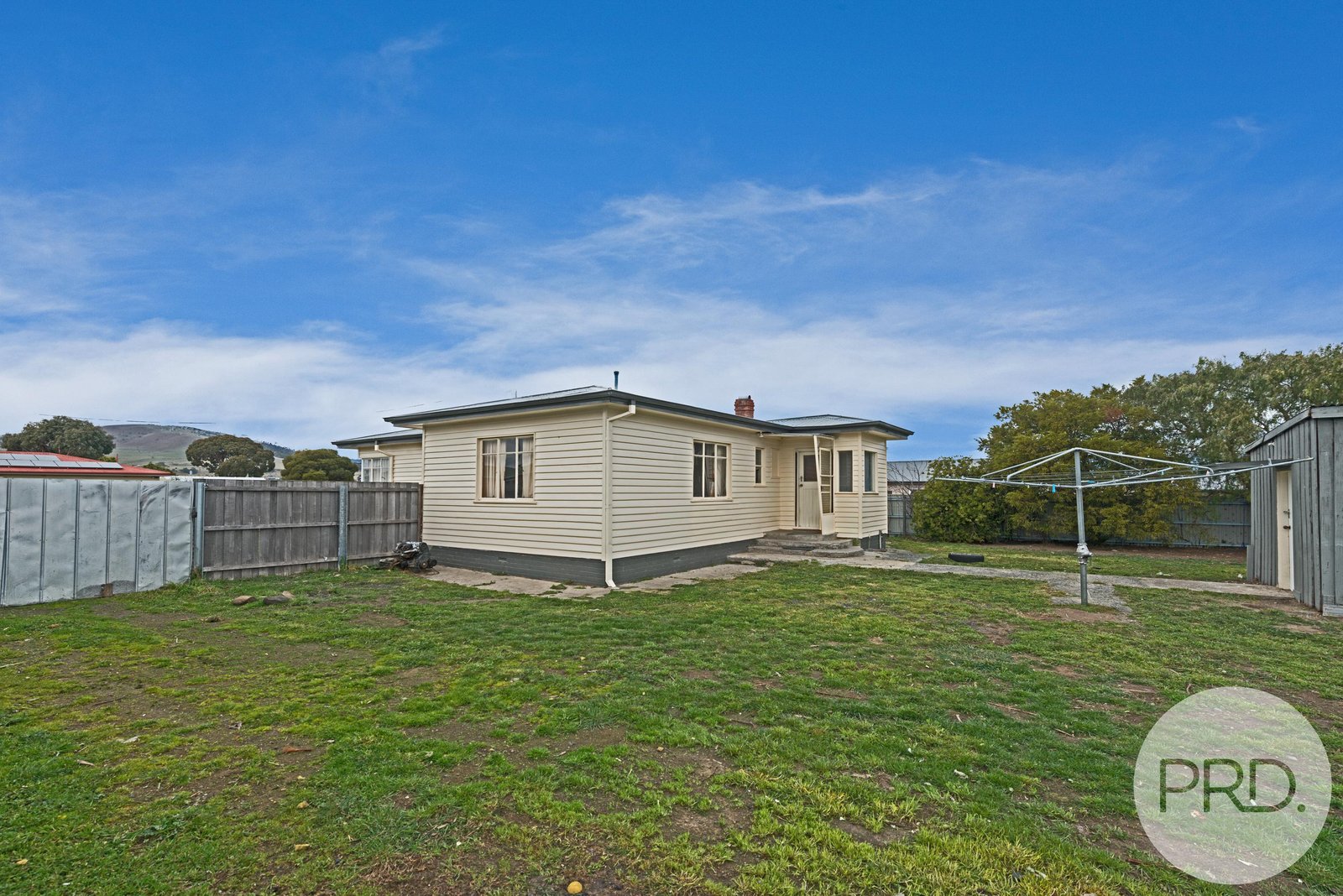 33 Jubilee Avenue BRIGHTON 12