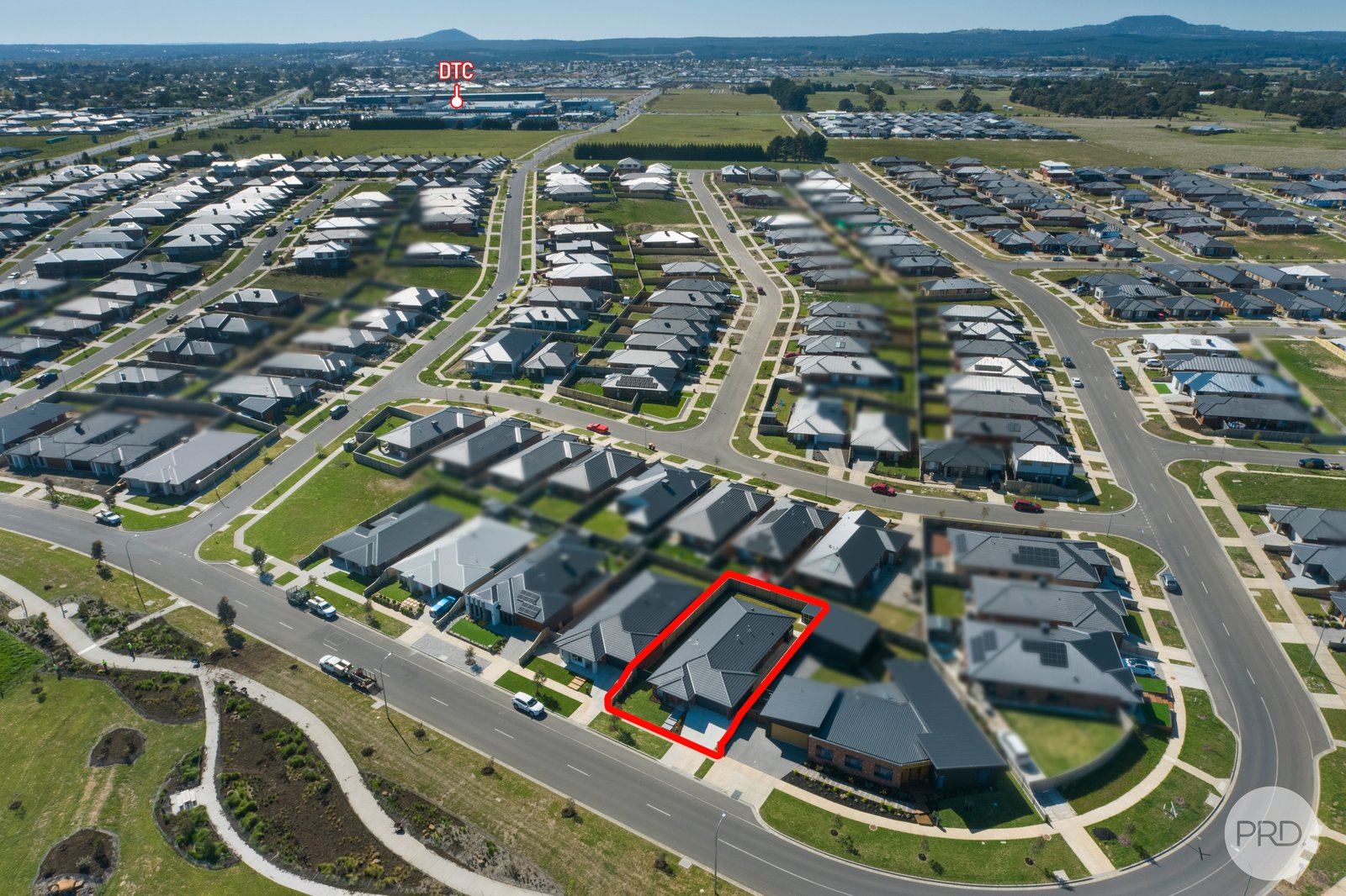 33 Kensington Boulevard SMYTHES CREEK 12