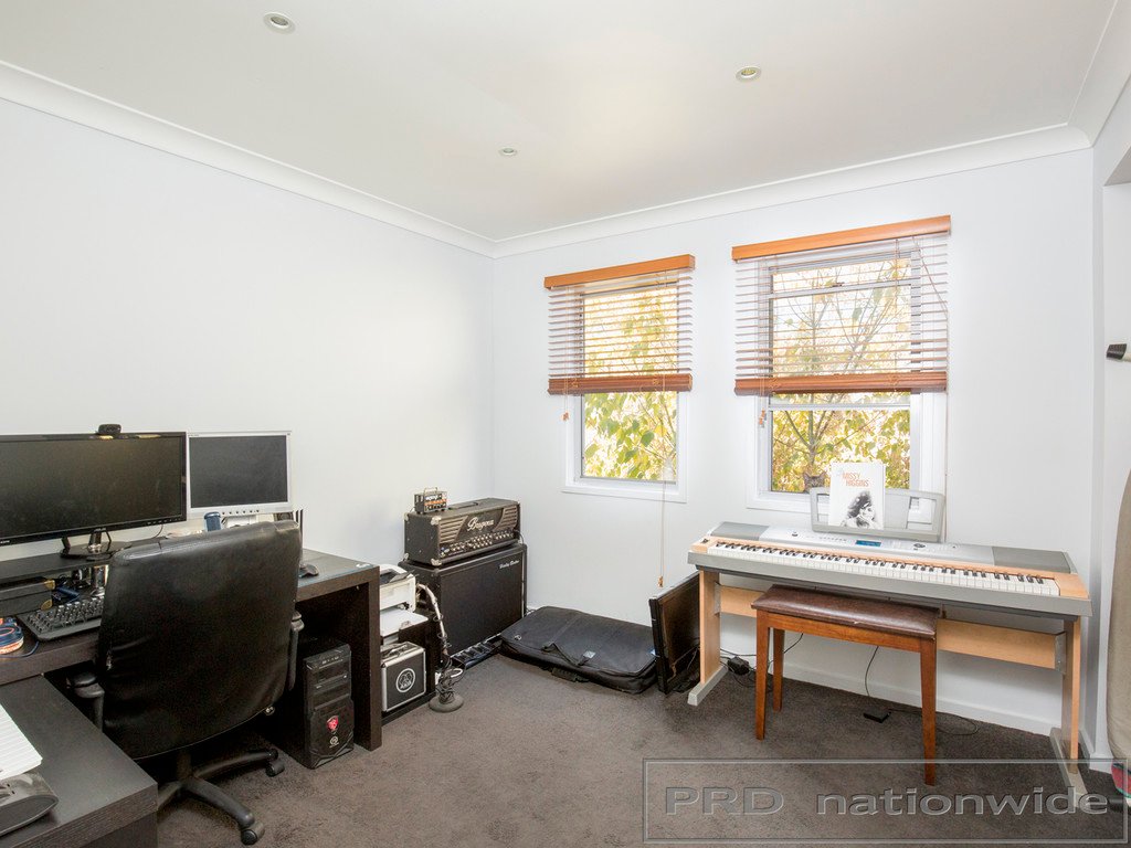 3/3 Kerrie Close TELARAH 8