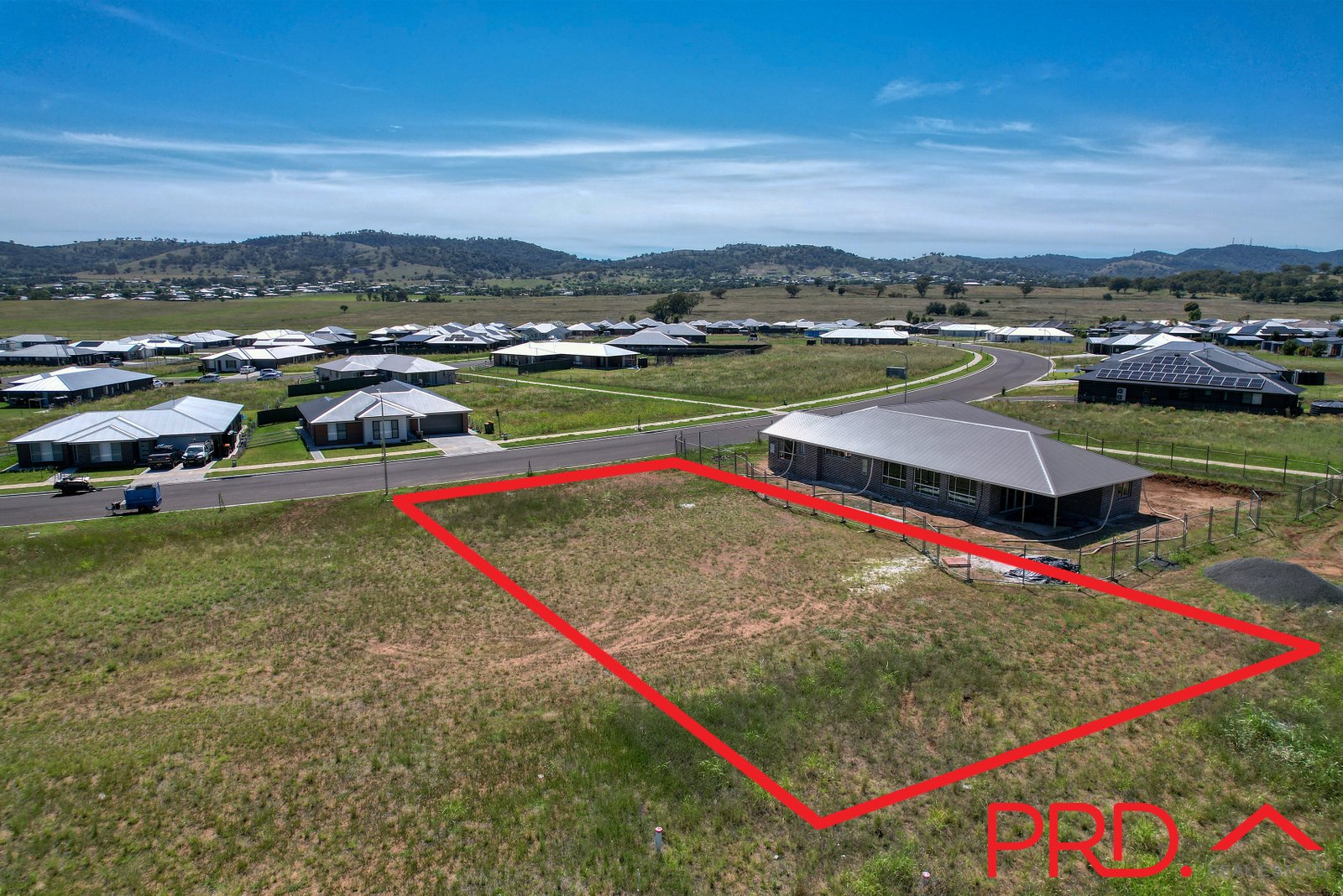 33 Kestral Street TAMWORTH 4