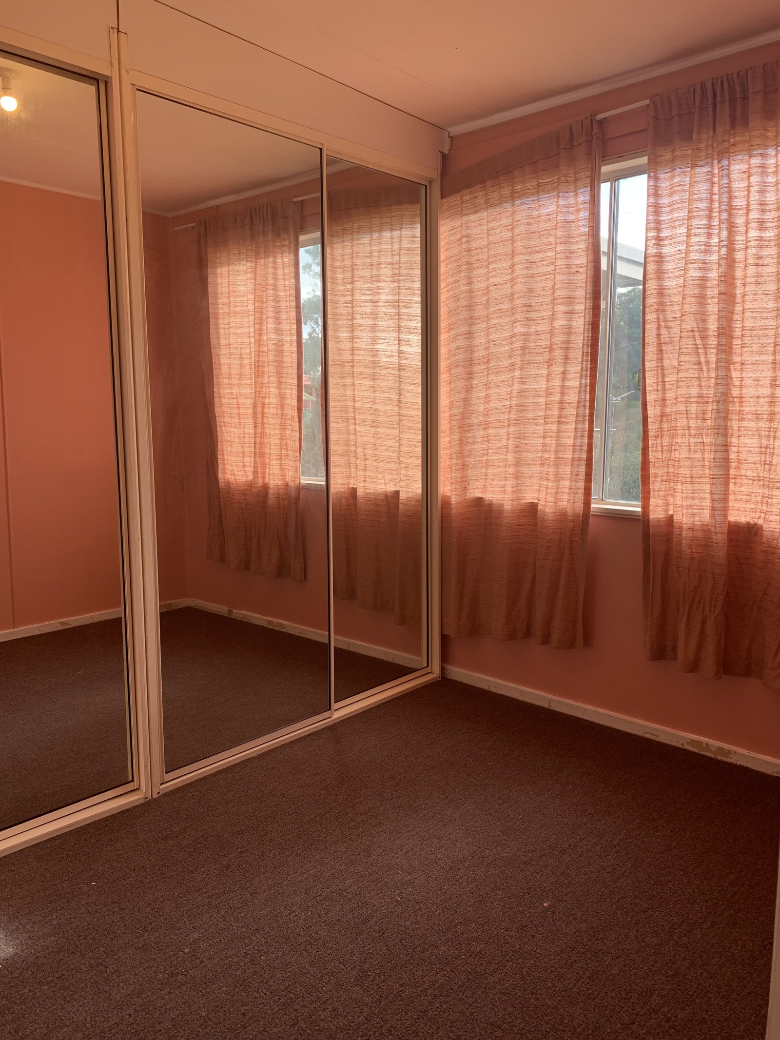 33 Kinred Street TUMUT 12