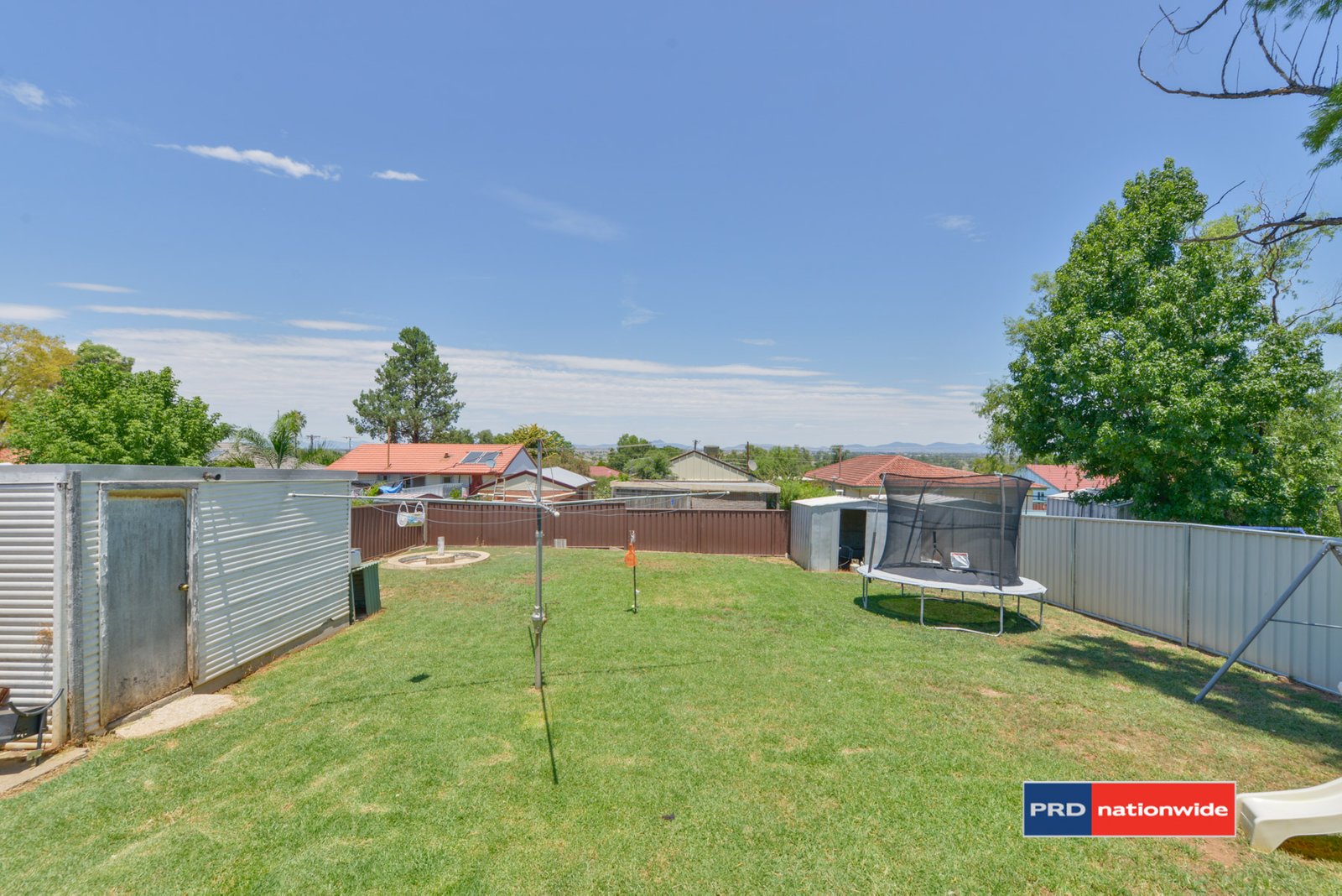 33 Kirkham Crescent TAMWORTH 5