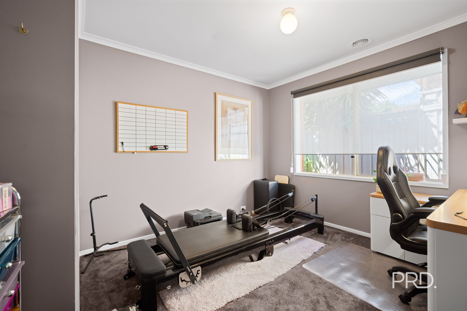 33 Kirrang Avenue GLENFIELD PARK 13