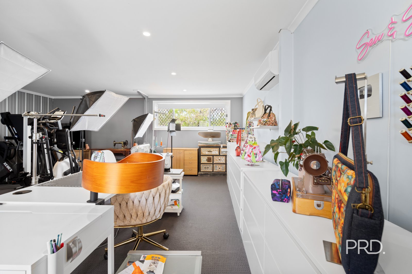 33 Kirrang Avenue GLENFIELD PARK 18