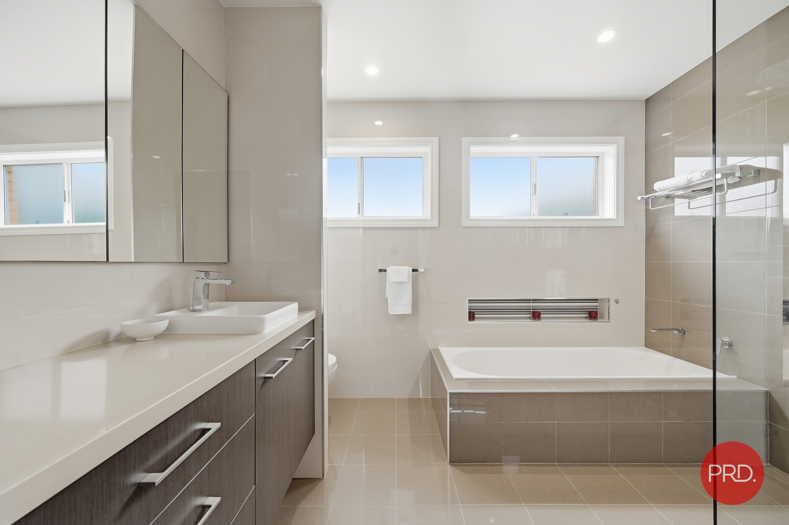 33 Kratz Drive COFFS HARBOUR 21