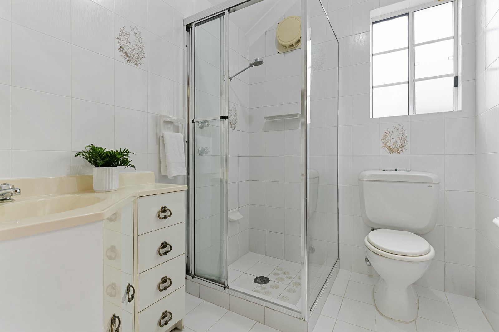 33 Kuroki Street PENSHURST 16