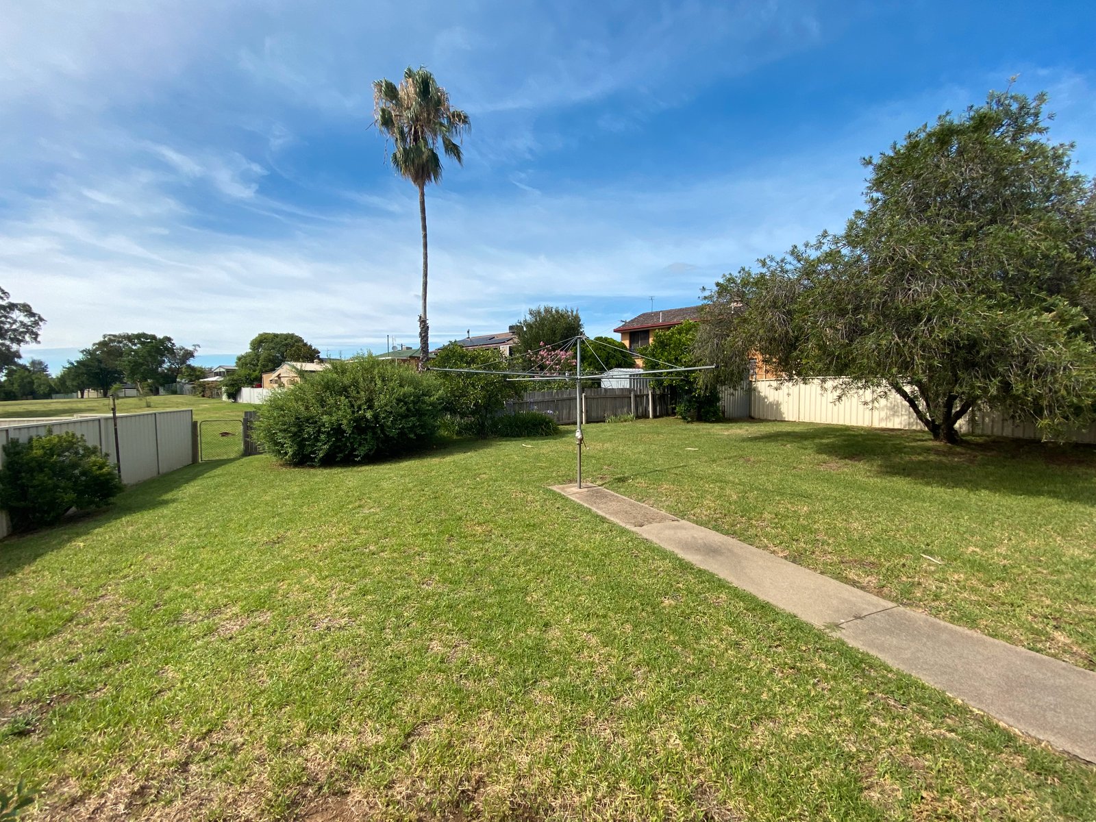 33 Kyooma Street TAMWORTH 6