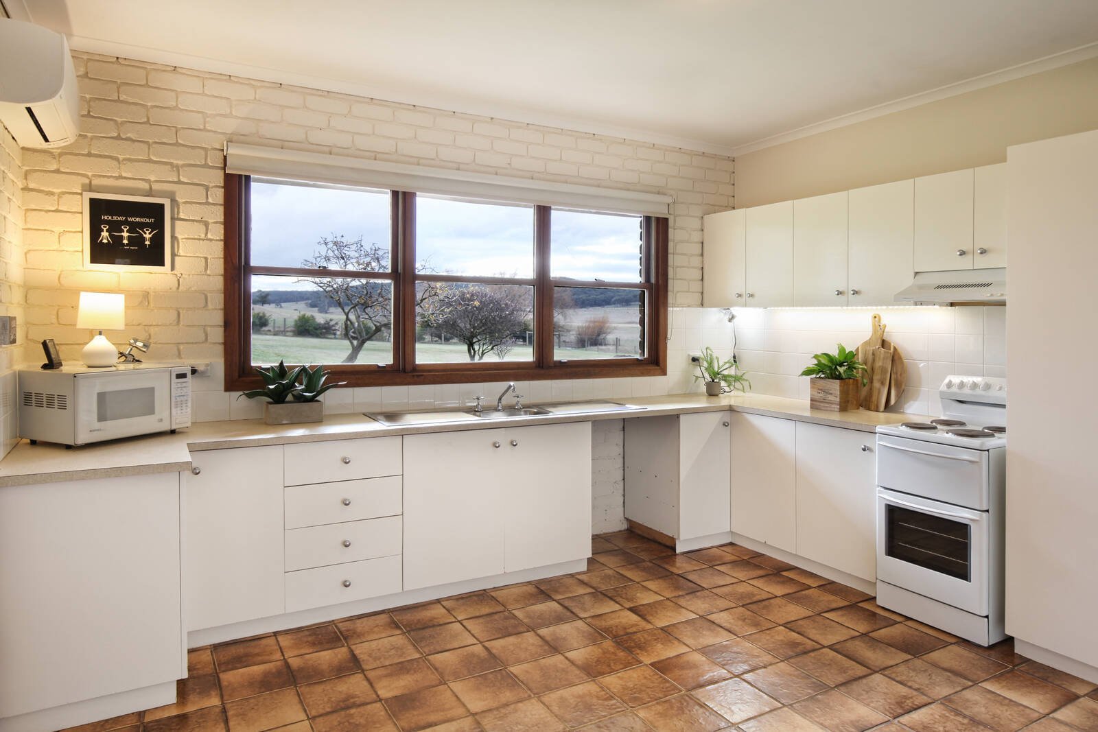 Real Estate and Property in 33 Laing Lane, Goldie, VIC