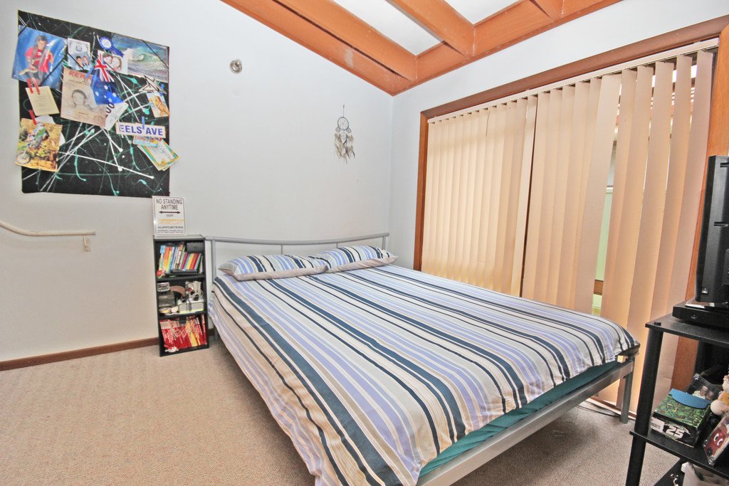 33 Lake Street LAURIETON 7
