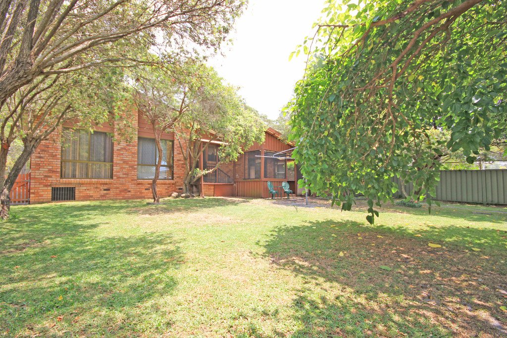 33 Lake Street LAURIETON 9