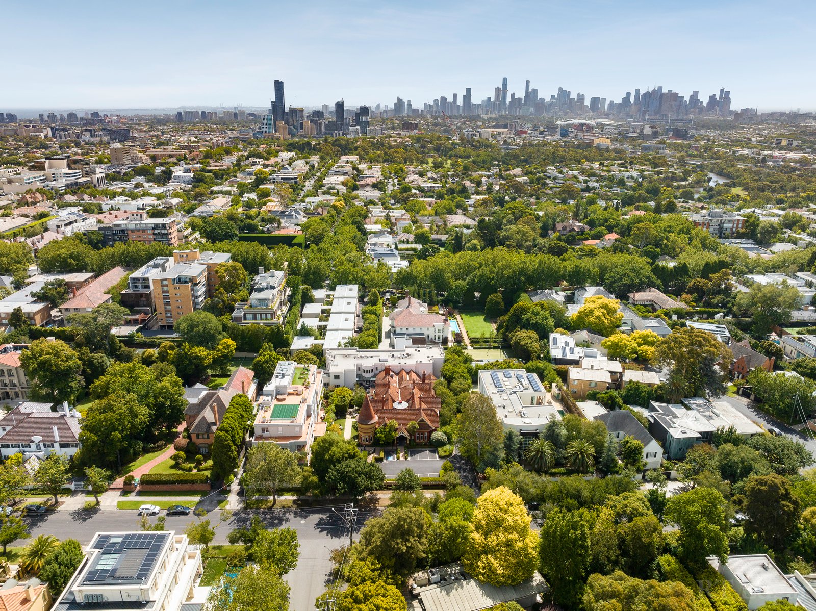 Real Estate and Property in 33 Lansell Road, Toorak, VIC