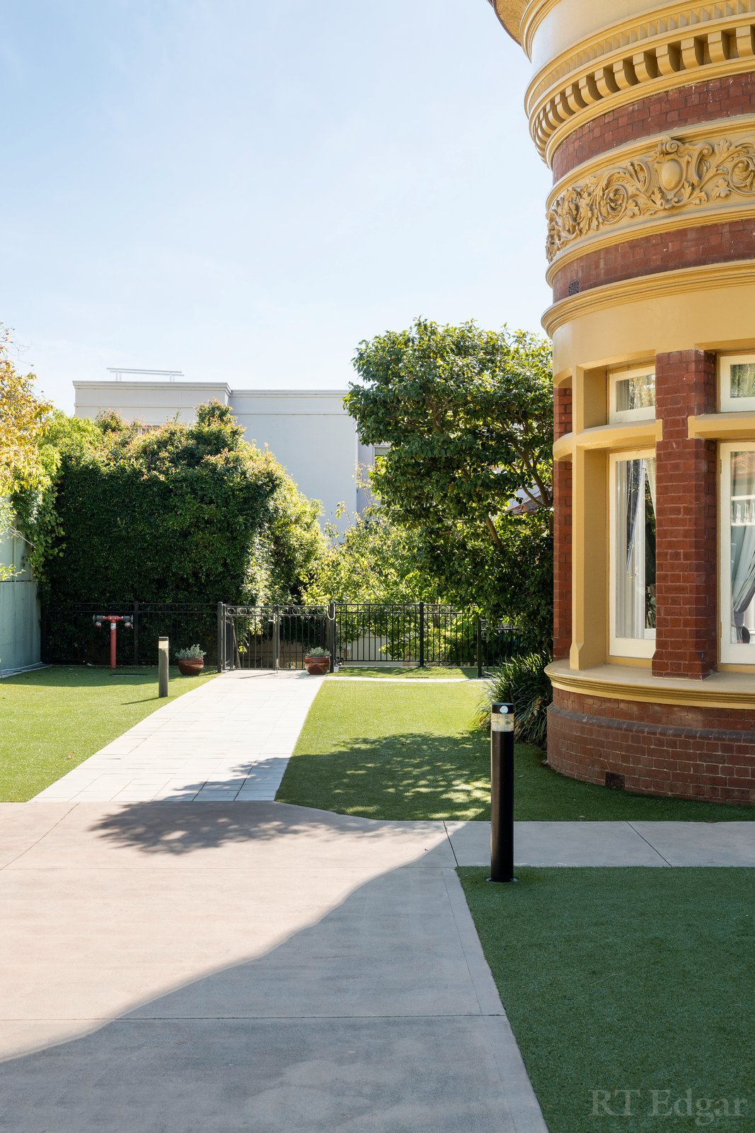 Real Estate and Property in 33 Lansell Road, Toorak, VIC