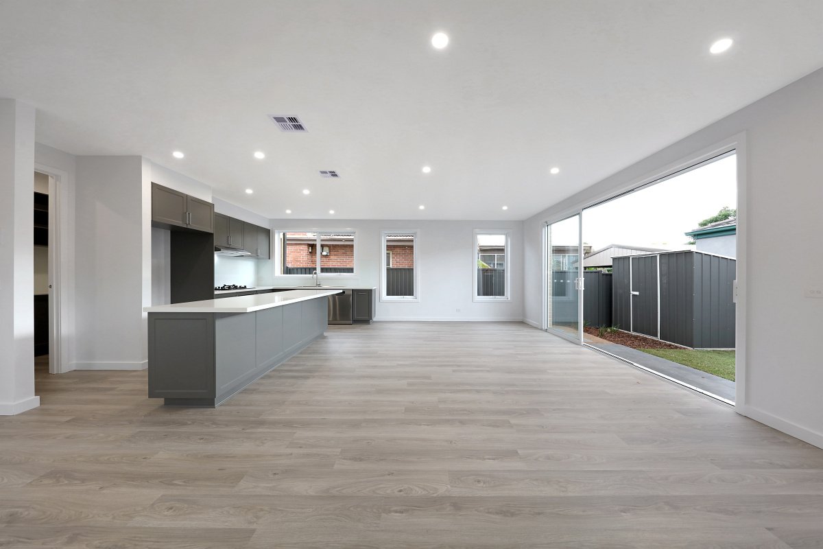 Gallery: 33 Latham Street