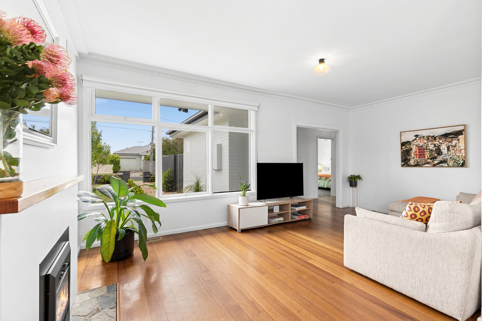 Gallery: 33 Laura Avenue