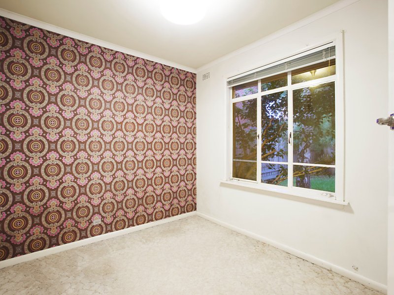 Gallery: 33 Lesden Street