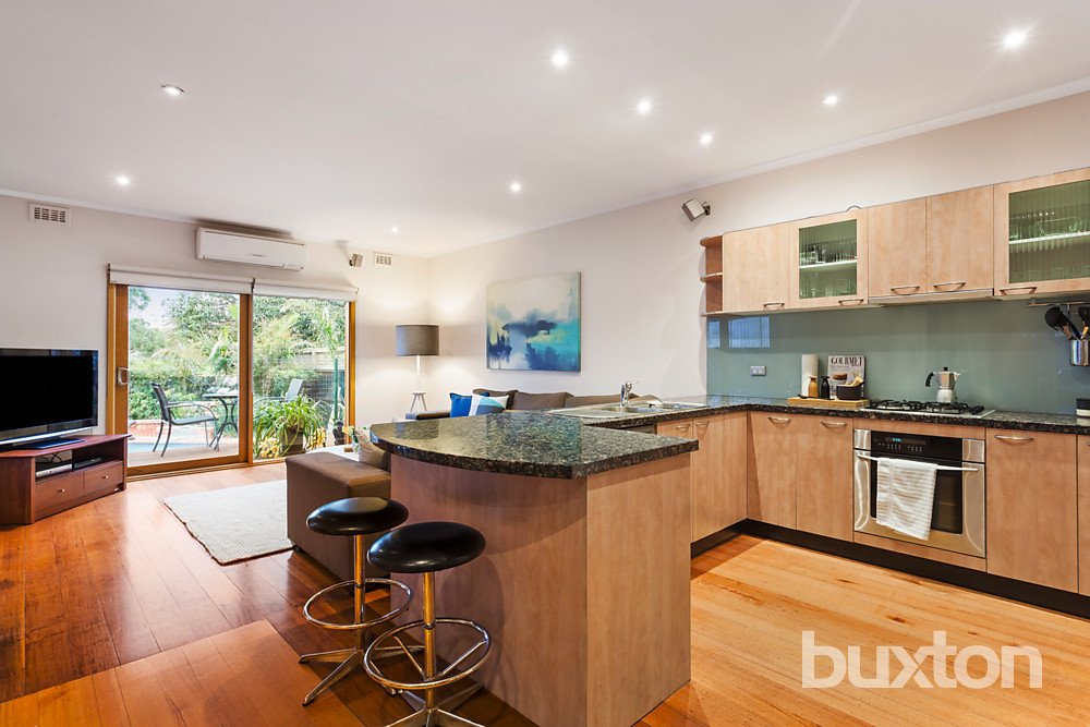 Gallery: 33 Lewis Street