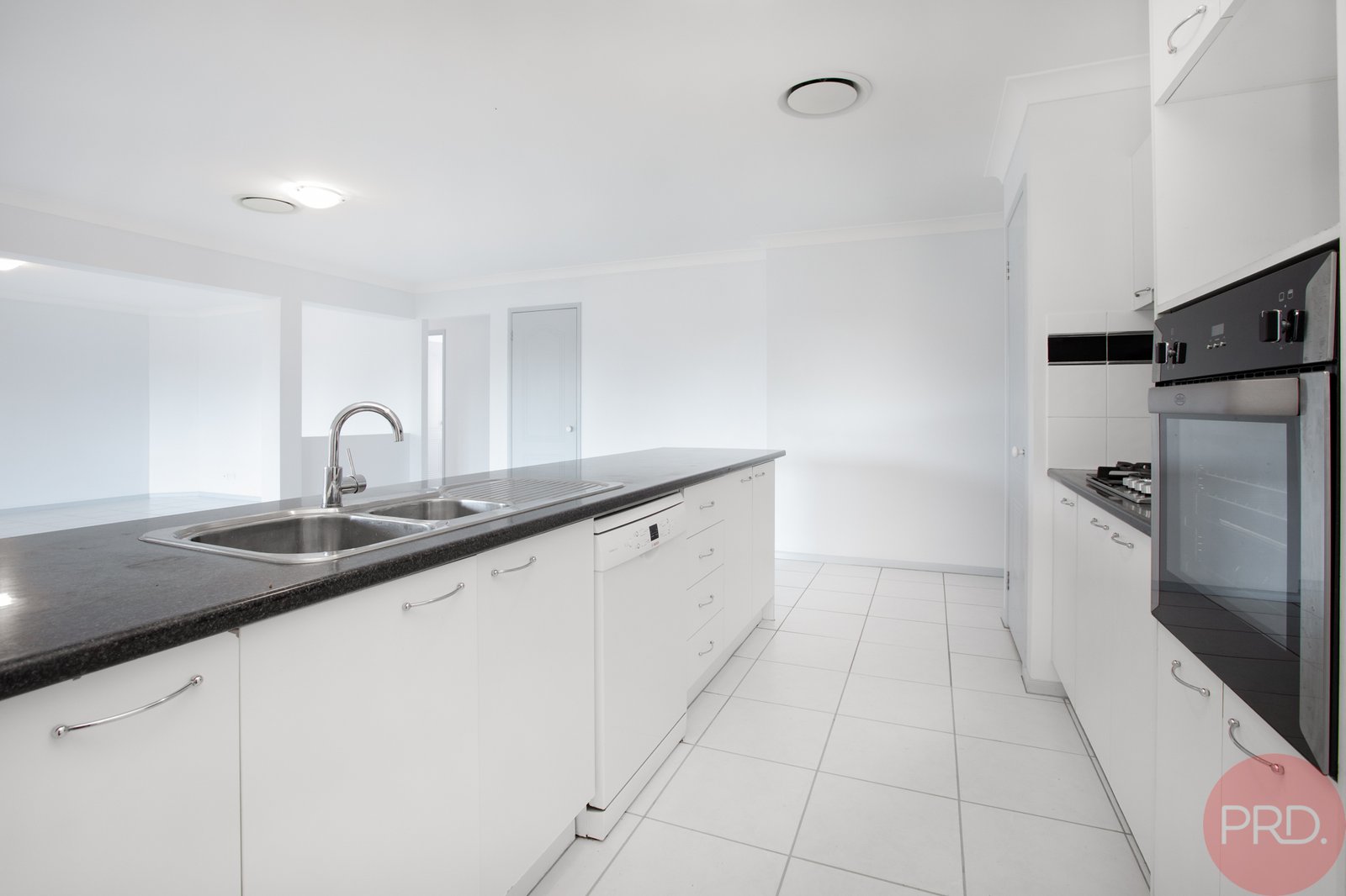 33 Lord Howe Drive ASHTONFIELD 7