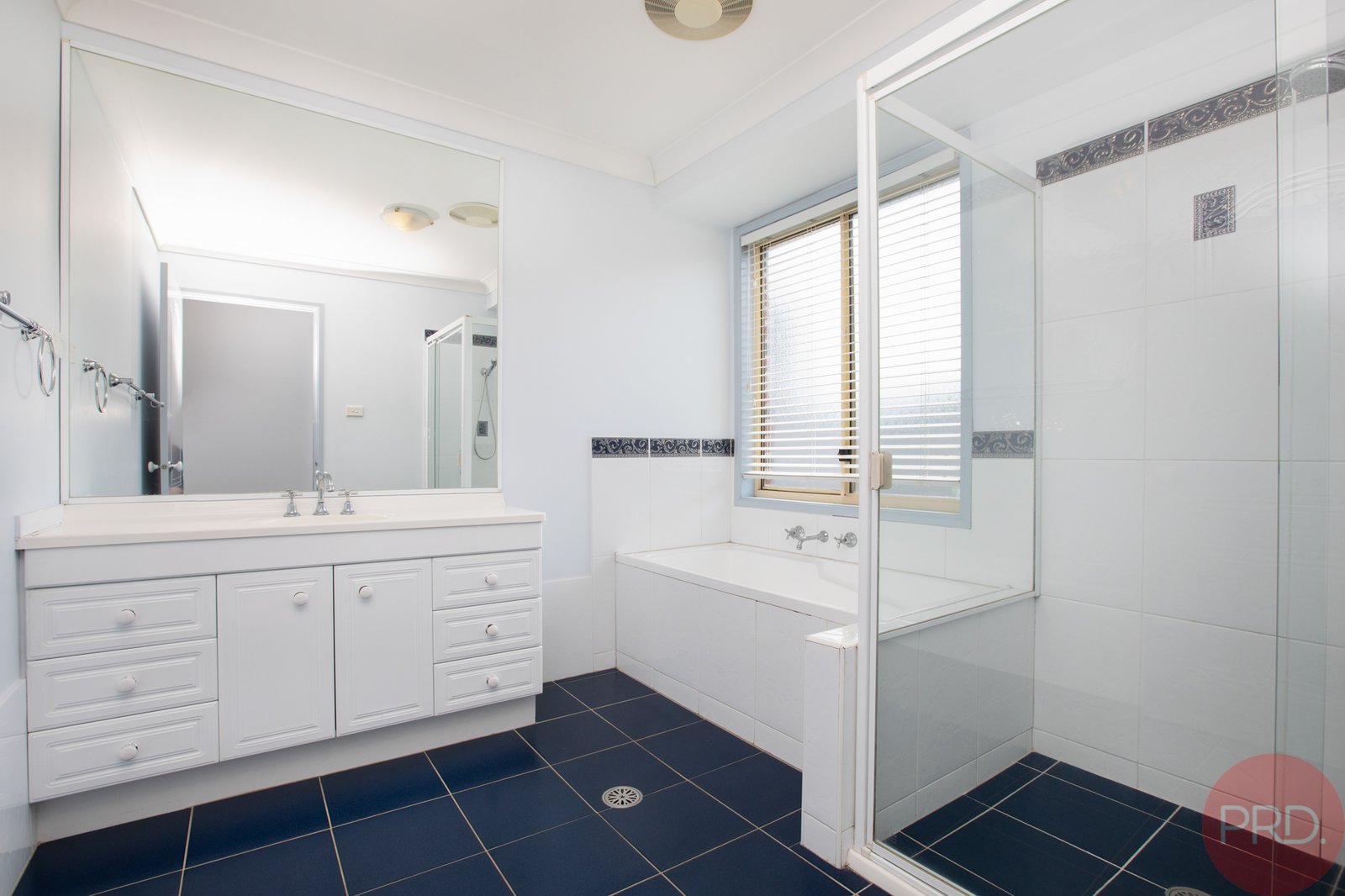 33 Lord Howe Drive ASHTONFIELD 15