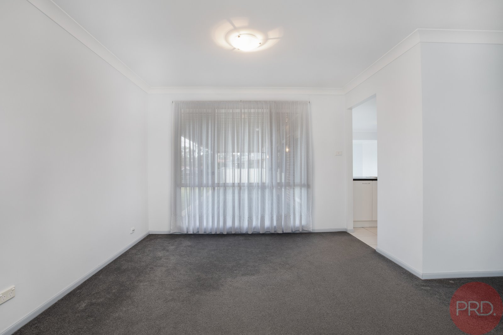 33 Lord Howe Drive ASHTONFIELD 9