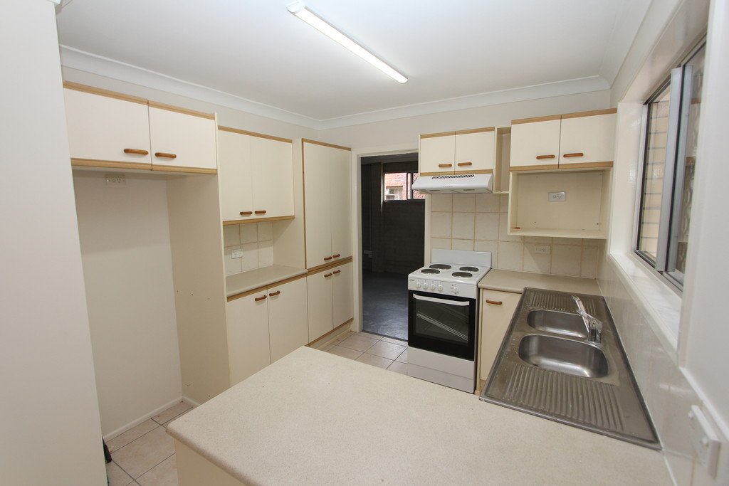 33 Lowanna Drive ASHMORE 3