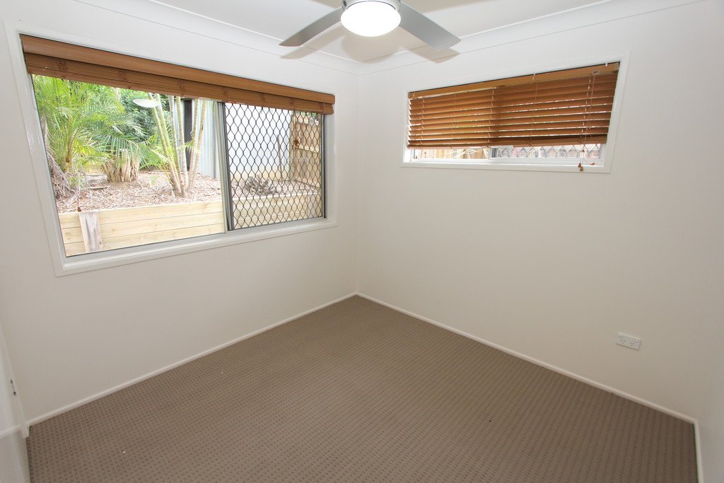 33 Lowanna Drive ASHMORE 6