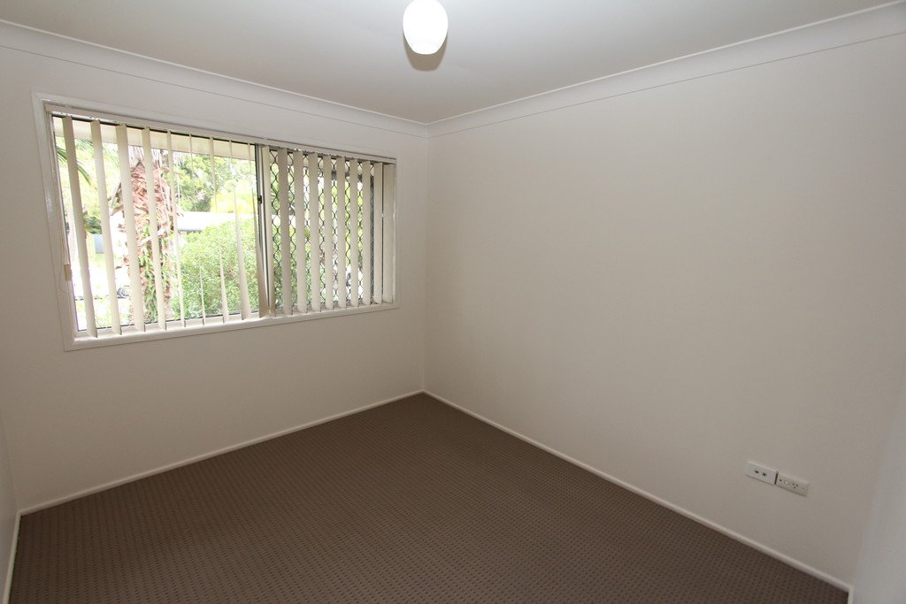 33 Lowanna Drive ASHMORE 7