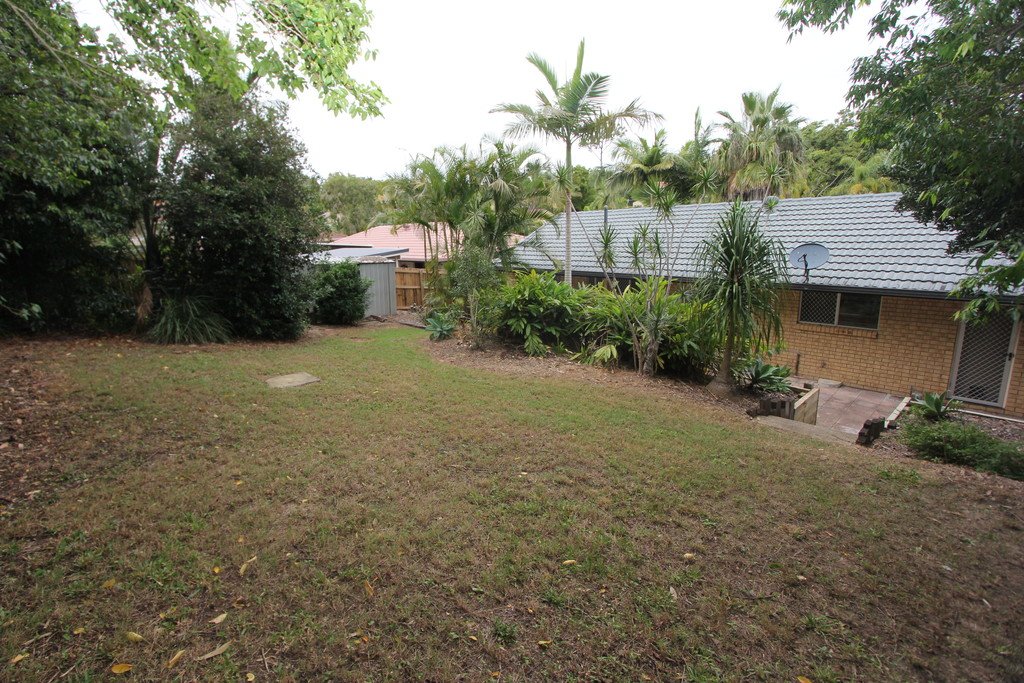 33 Lowanna Drive ASHMORE 10