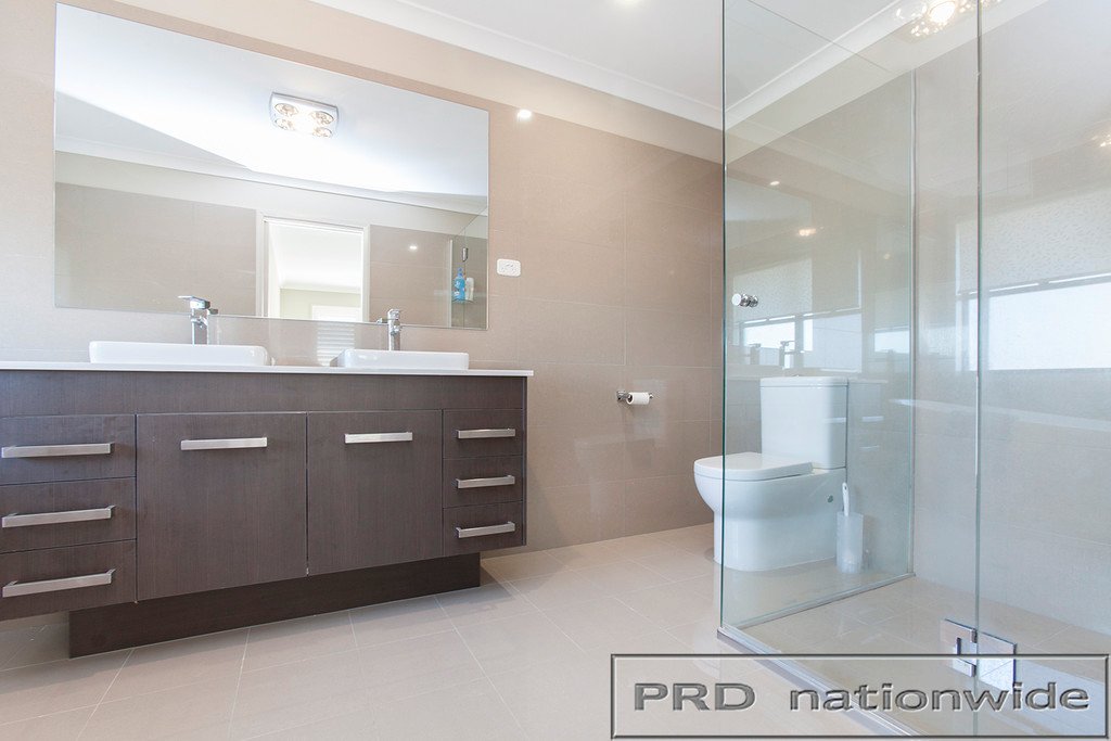 33 Macgowan Street EAST MAITLAND 16