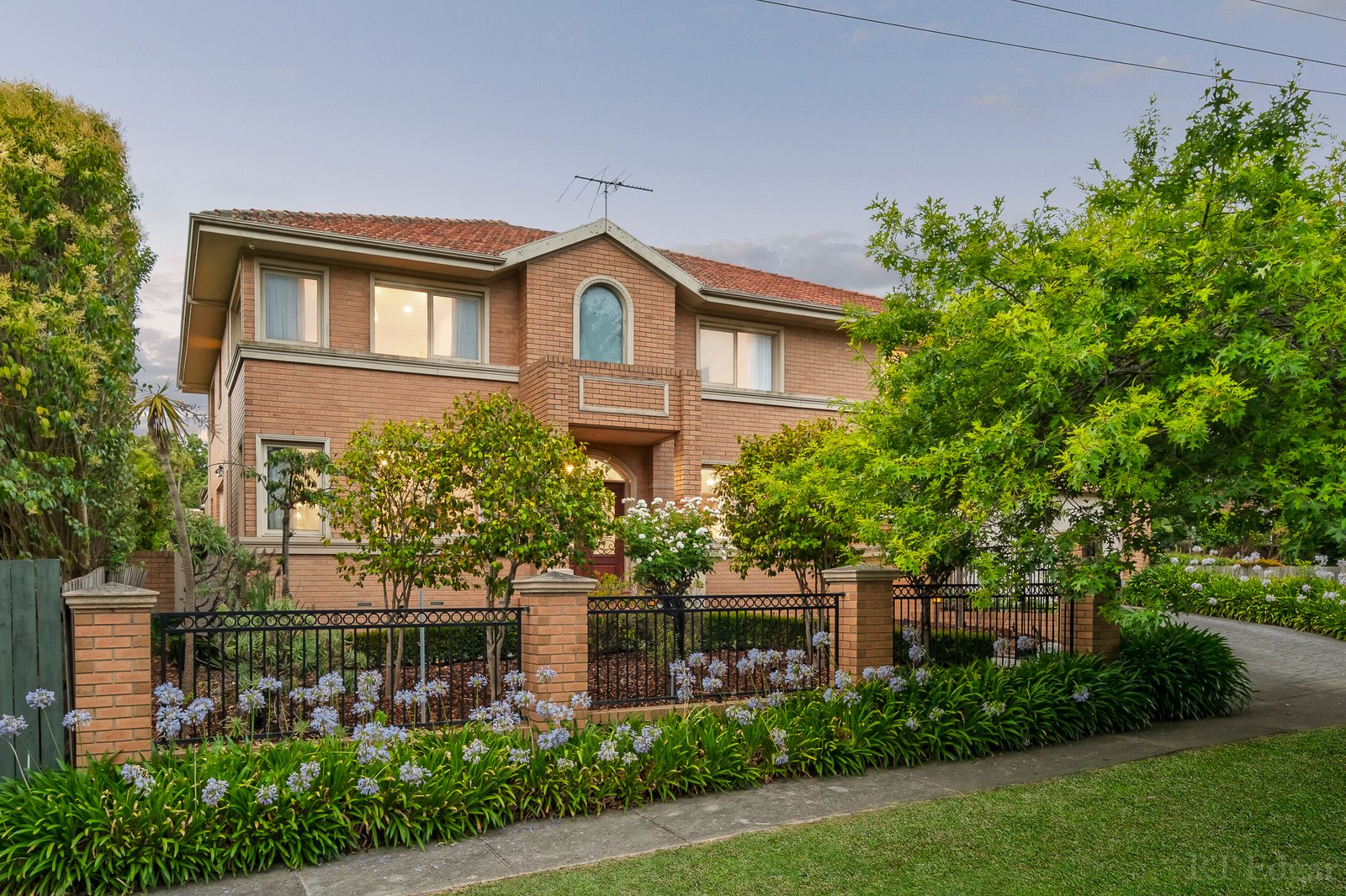 Real Estate and Property in 33 Madden Street, Balwyn North, VIC