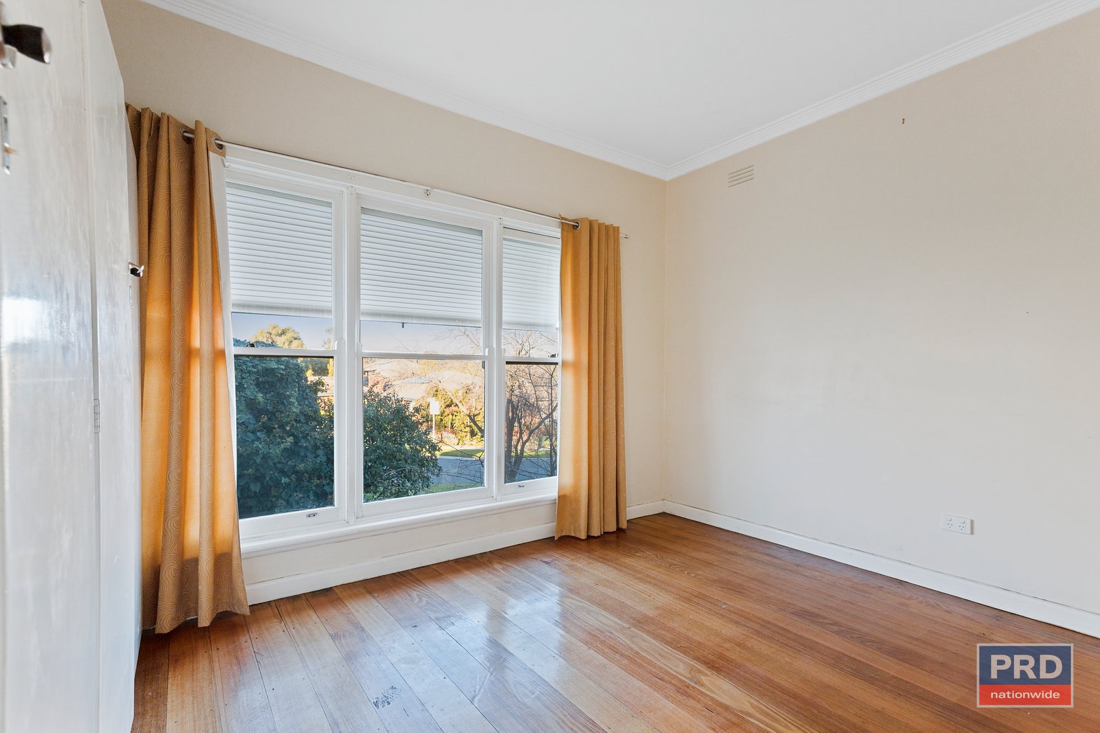 33 Mafeking Street South KENNINGTON 7