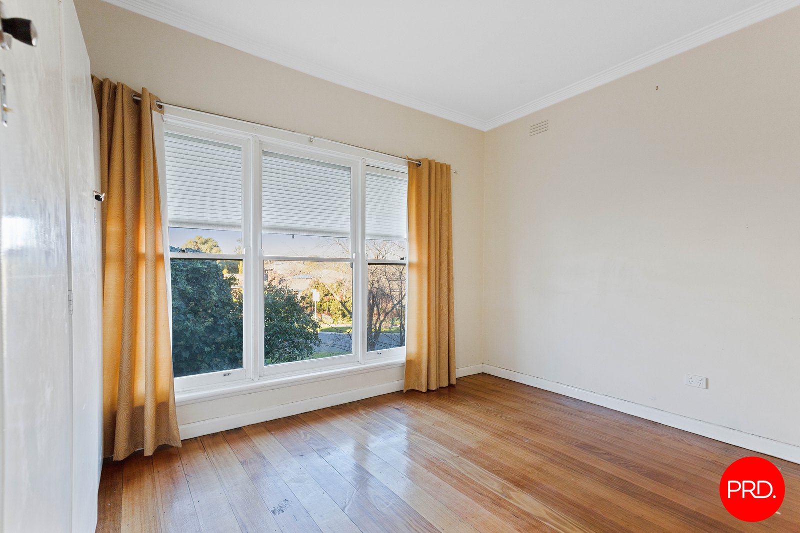 33 Mafeking Street South KENNINGTON 8