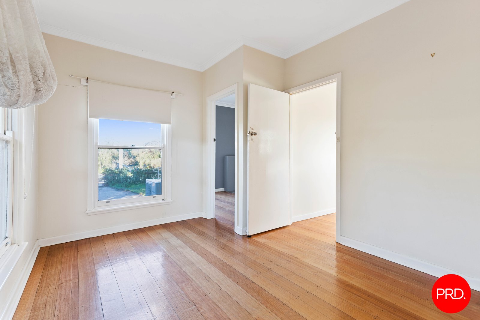 33 Mafeking Street South KENNINGTON 9