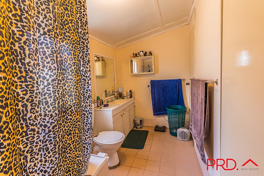 33 Margaret Street TAMWORTH 6