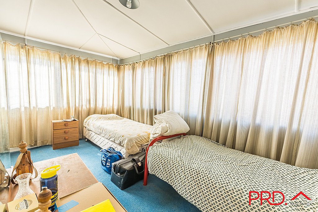 33 Margaret Street TAMWORTH 8