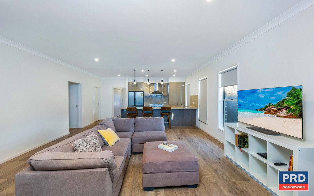 33 Mcfarlane Road EDMONDSON PARK 5