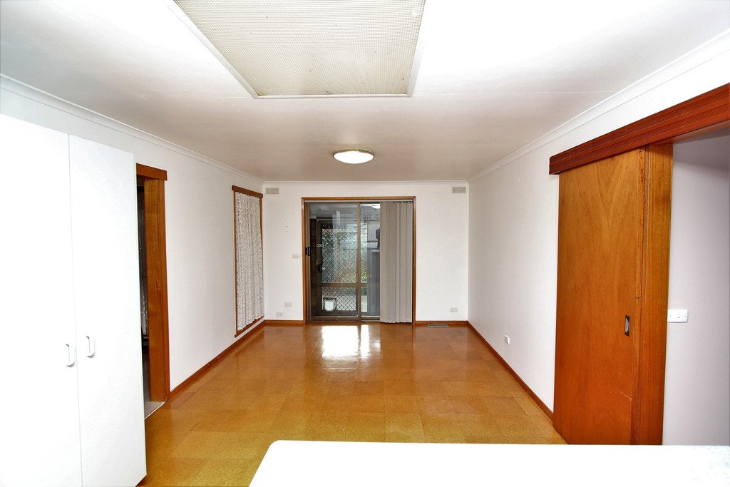 33 McNulty Drive WENDOUREE 4