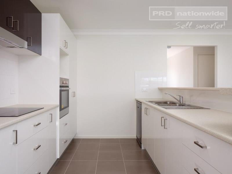 33 Melaleuca Drive FOREST HILL 5