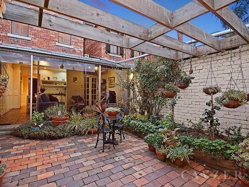 Gallery: 33 Merton Street