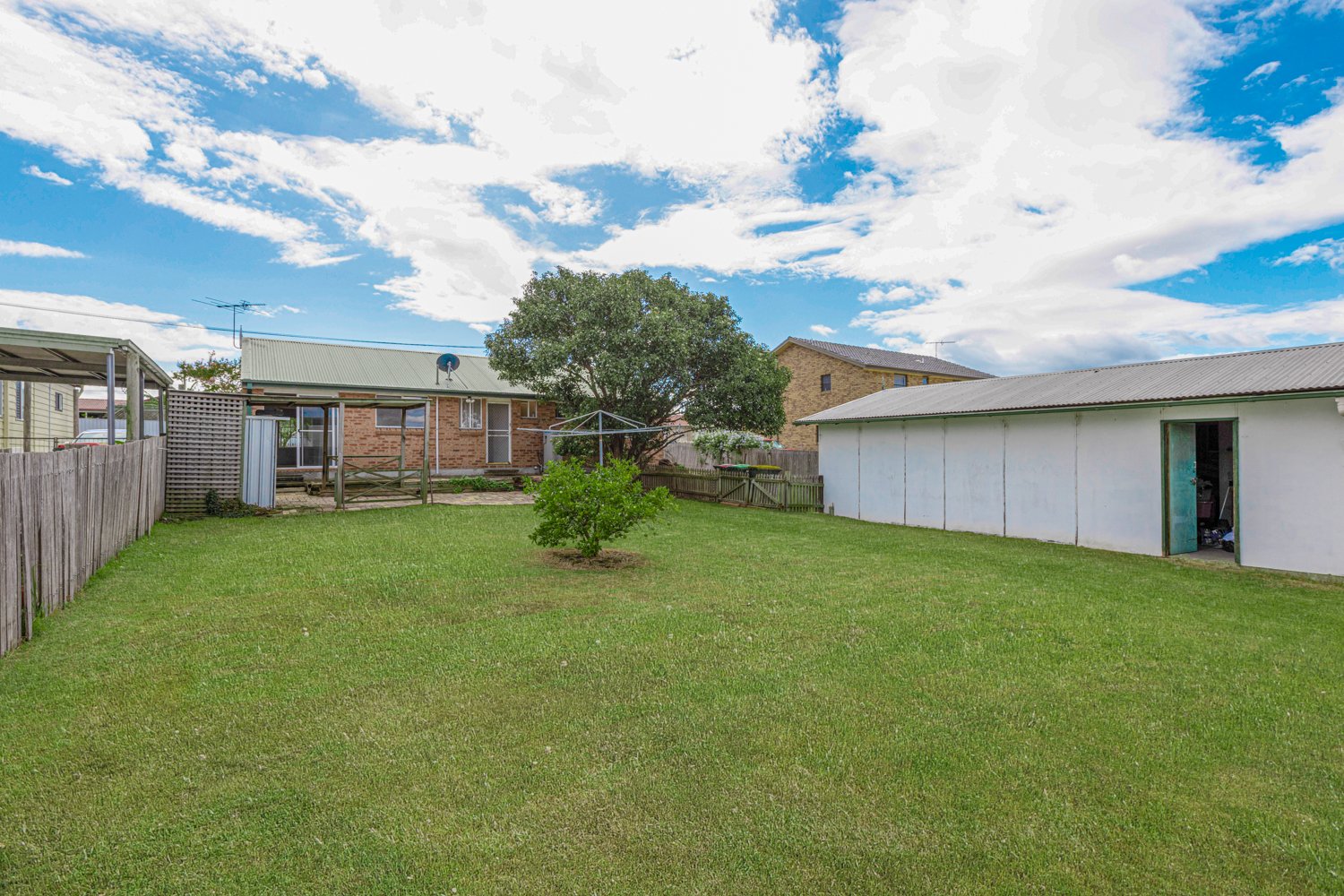 33 Middle Street EAST BRANXTON 9