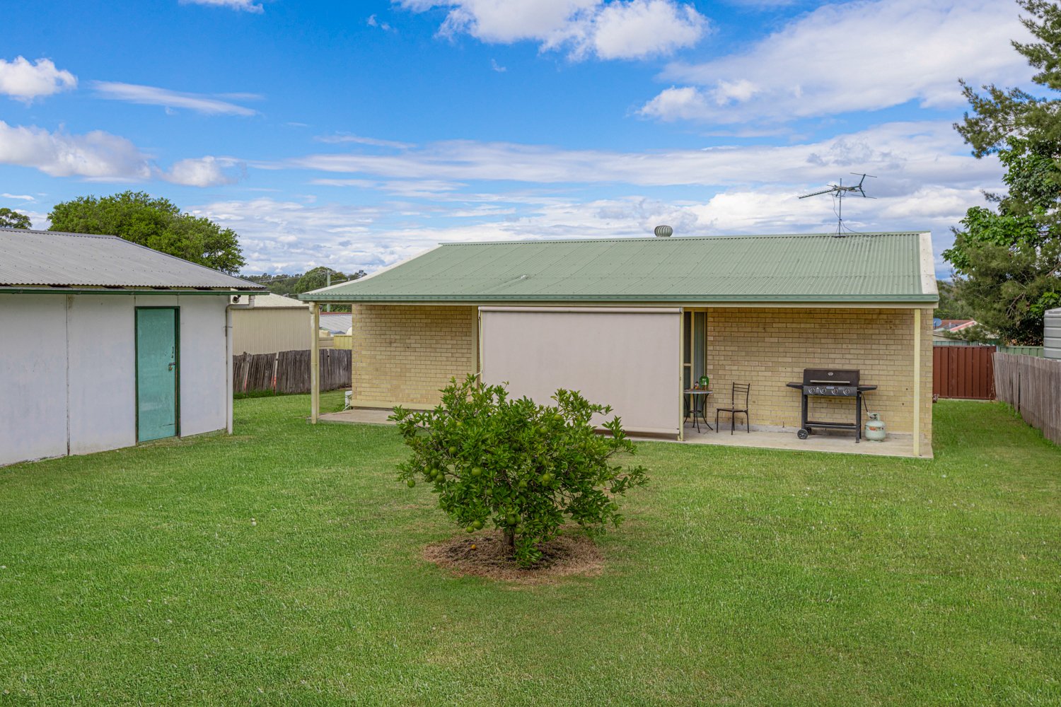 33 Middle Street EAST BRANXTON 11